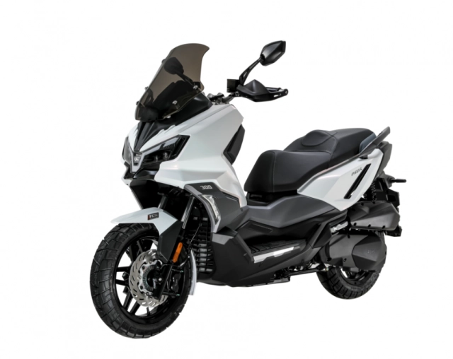 Honda adv 350 đụng phải đối thủ mạnh mới mang tên sym husky adv 300 2025