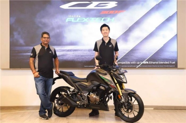 Honda cb300f flex-fuel thế hệ mới sử dụng nhiên liệu ethanol e85 giá chỉ 51 triệu đồng