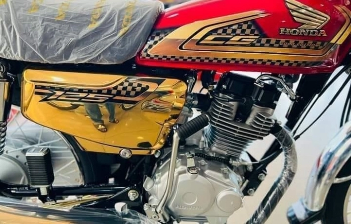 Honda cg125 golden edition với 2 phối màu cực độc giá cực rẻ chỉ 3 chỉ vàng
