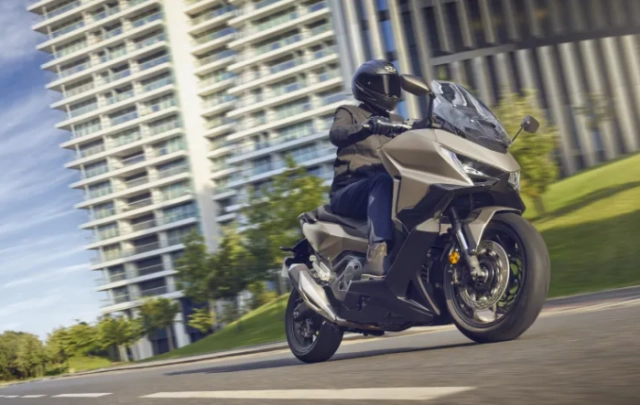 Honda forza 750 2025 mới vừa ra mắt đẹp quá mọi người ơi