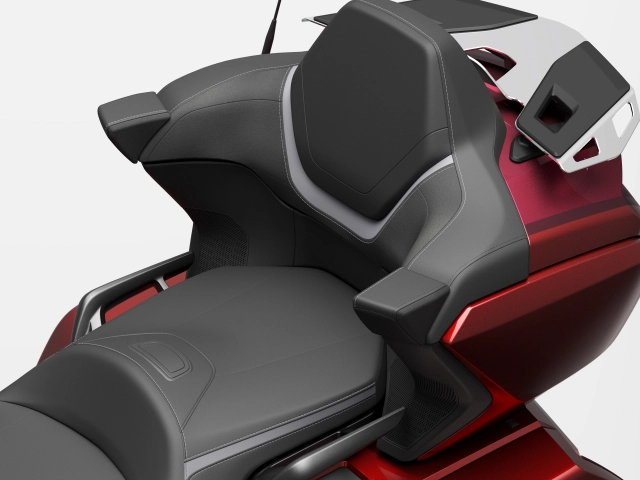 Honda gold wing 2025 ra mắt tại việt nam với phiên bản màu mới