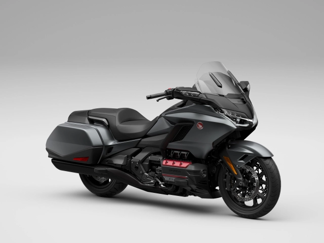 Honda gold wing 2025 ra mắt tại việt nam với phiên bản màu mới