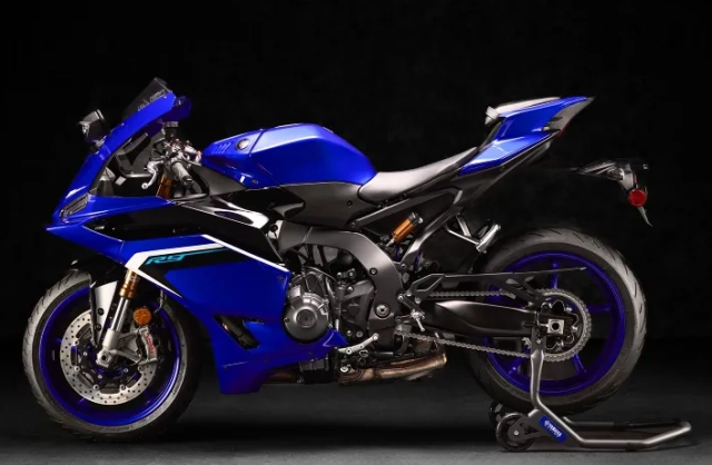 Không còn là tin đồn yamaha yzf-r9 2025 đã chính thức ra mắt ae ơi