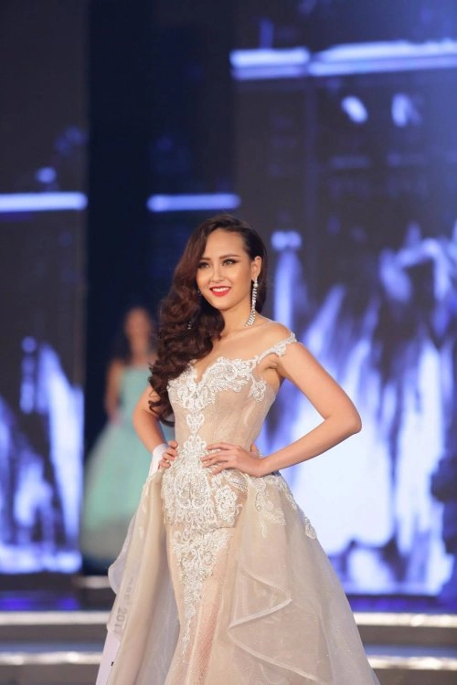 Không kèn không trống khánh ngân the face ngày nào bất ngờ đăng quang hh hoàn cầu