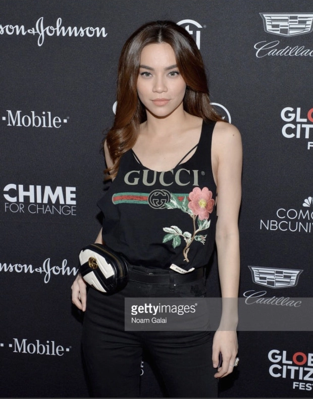 Không photoshop liệu hồ ngọc hà có đẹp xuất sắc như thường thấy