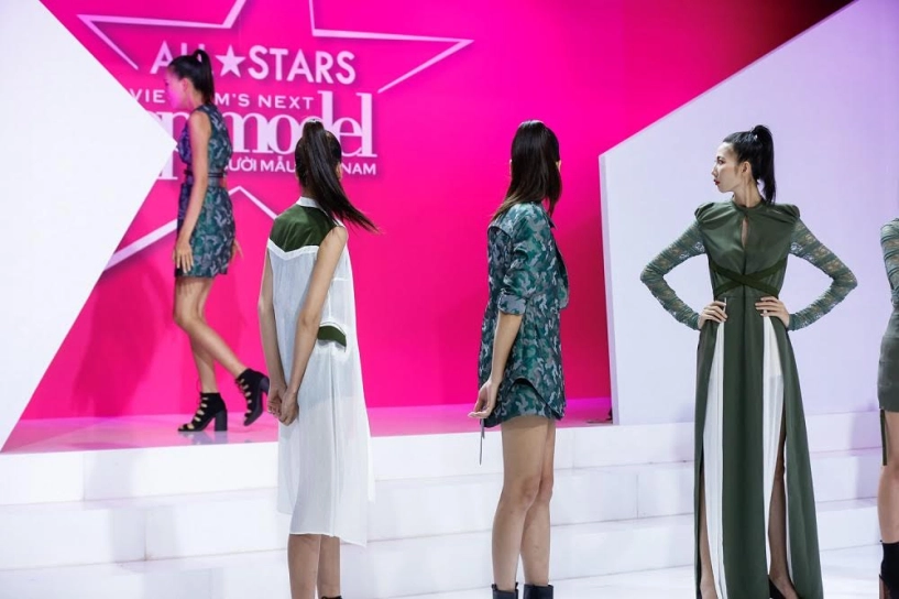 Lần đầu tiên trong lịch sử next top thí sinh bị đuổi thẳng cổ vì cãi lời giám khảo