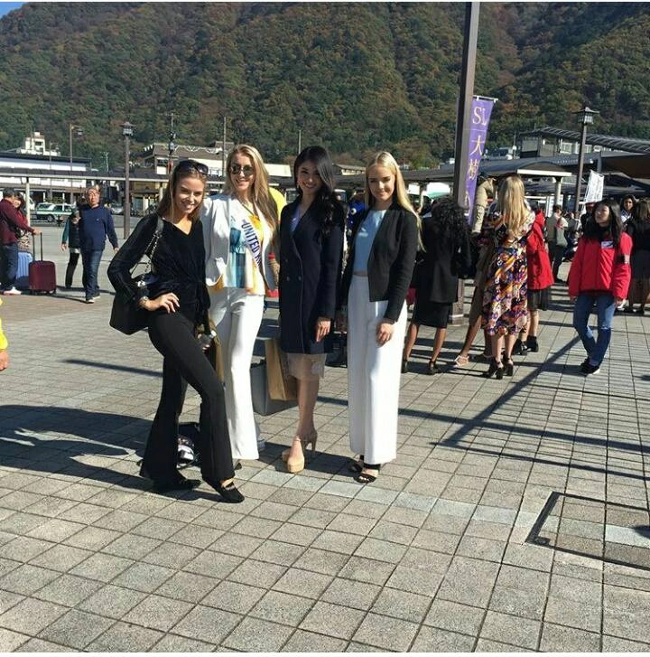 Lộ diện trang phục dân tộc của á hậu thuỳ dung tại hoa hậu quốc tế 2017