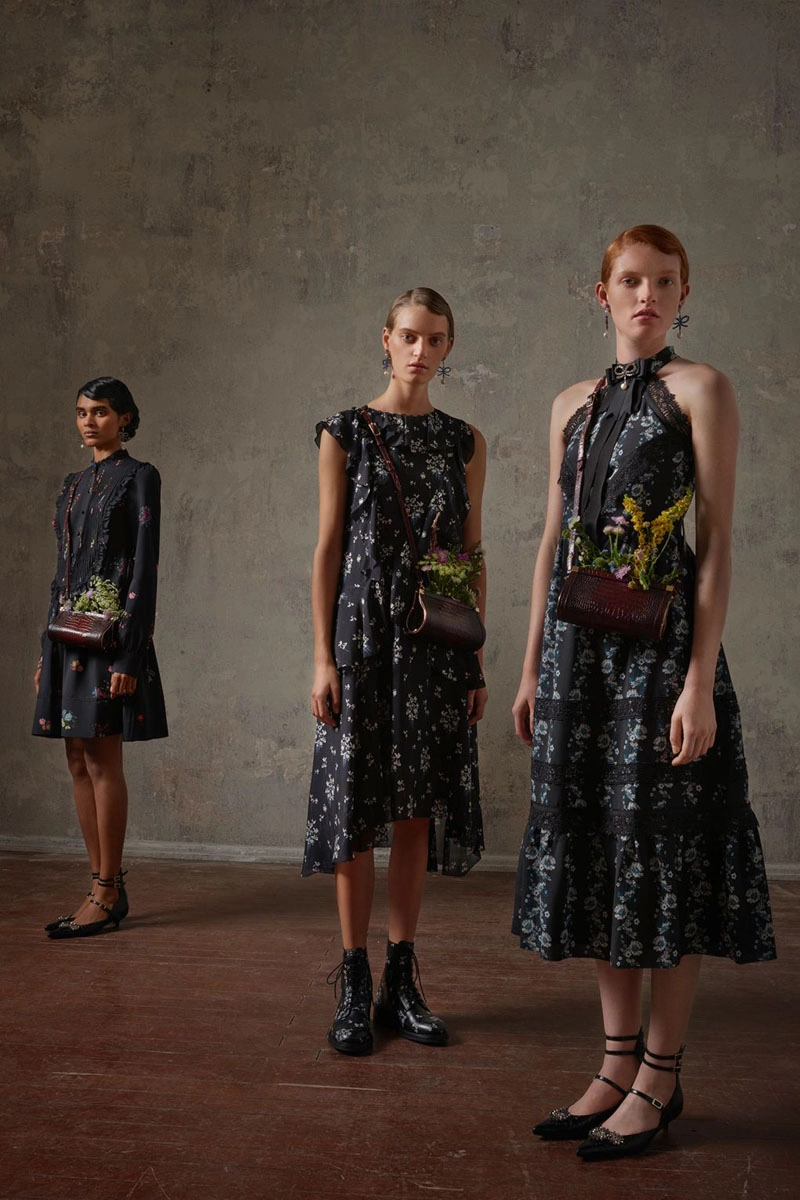 Mặc đẹp dập tắt nhiều sao ngoại nhưng chi pu vẫn bị chê kém tinh tế