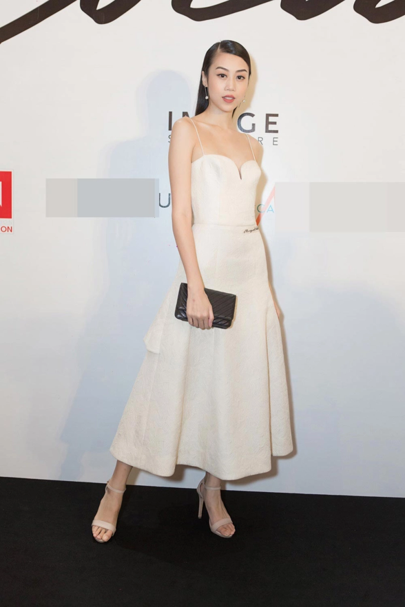 Mặc đồ siêu kén dáng một lần nữa lý nhã kỳ thể hiện gu thời trang xuất sắc