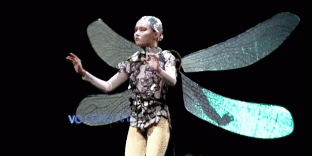 Mặc đồ siêu kén dáng một lần nữa lý nhã kỳ thể hiện gu thời trang xuất sắc