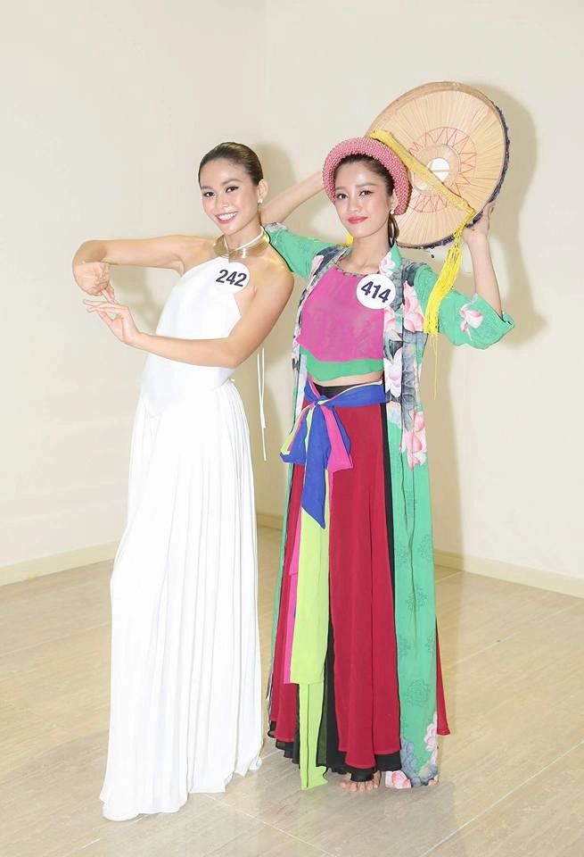 Mâu thuỷ nhận cơn mưa lời khen hoàng thuỳ tra tấn bgk hhhv bởi giọng hát