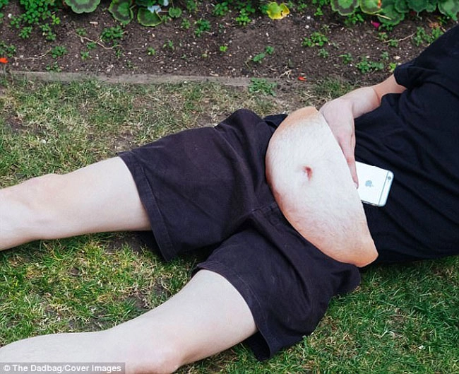 Mẫu túi bụng bia lông lá kì dị của mày râu khiến chị em phát khiếp