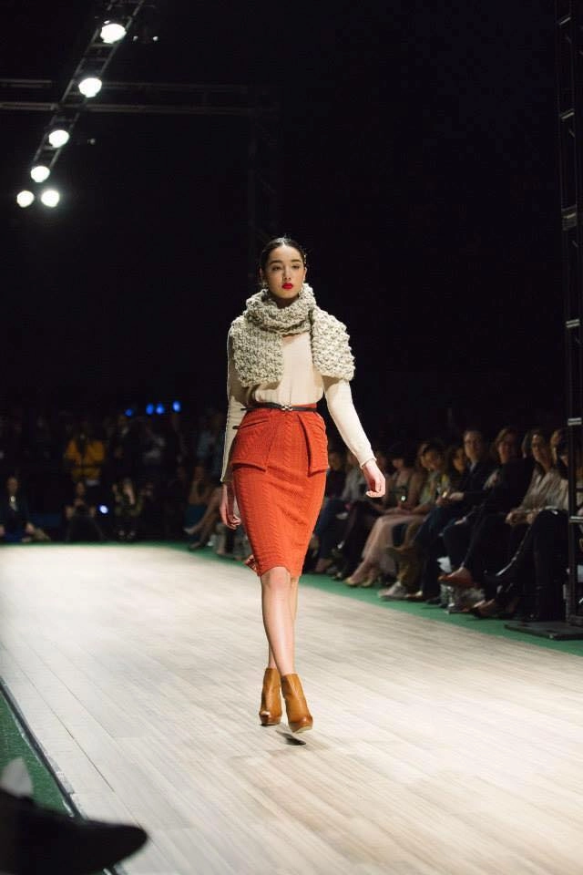 Mỹ nhân 21 tuổi gốc việt làm náo loạn hoa hậu hoàn vũ canada vì quá đẹp