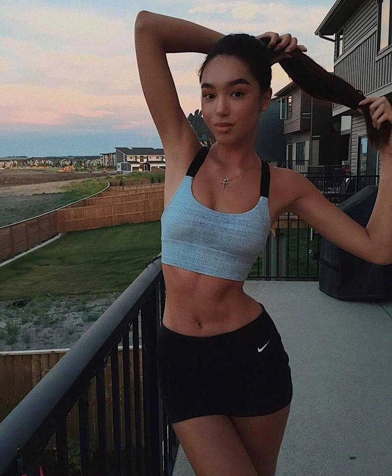 Mỹ nhân 21 tuổi gốc việt làm náo loạn hoa hậu hoàn vũ canada vì quá đẹp