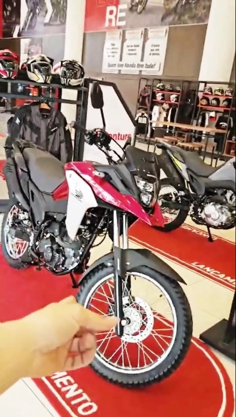 Ngoại hình giống cb500x honda xre 190 dễ dàng là lựa chọn của các ae nhập môn