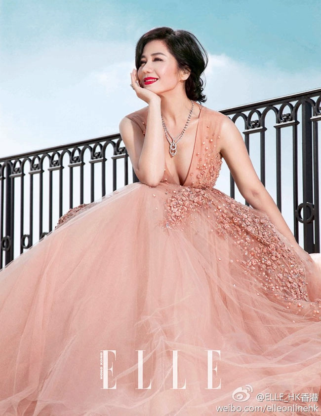 Nhìn tân hoa hậu răng hô ngậm ngùi tiếc nhan sắc hoa hậu hồng kông thuở trước