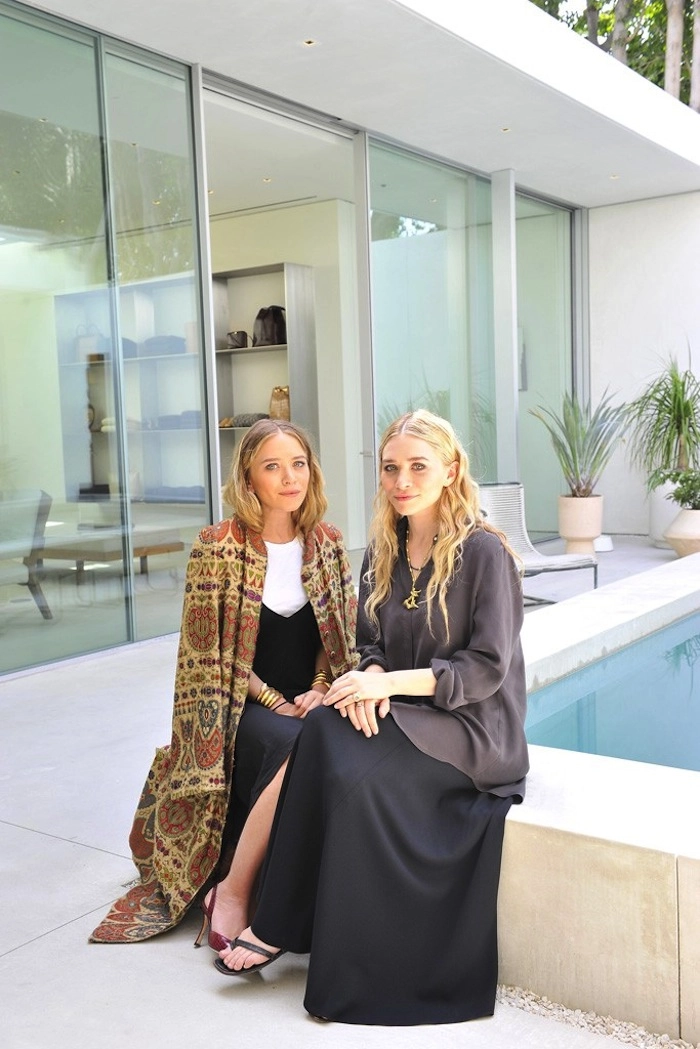 Những cặp song sinh thét ra lửa trong giới thời trang quốc tế