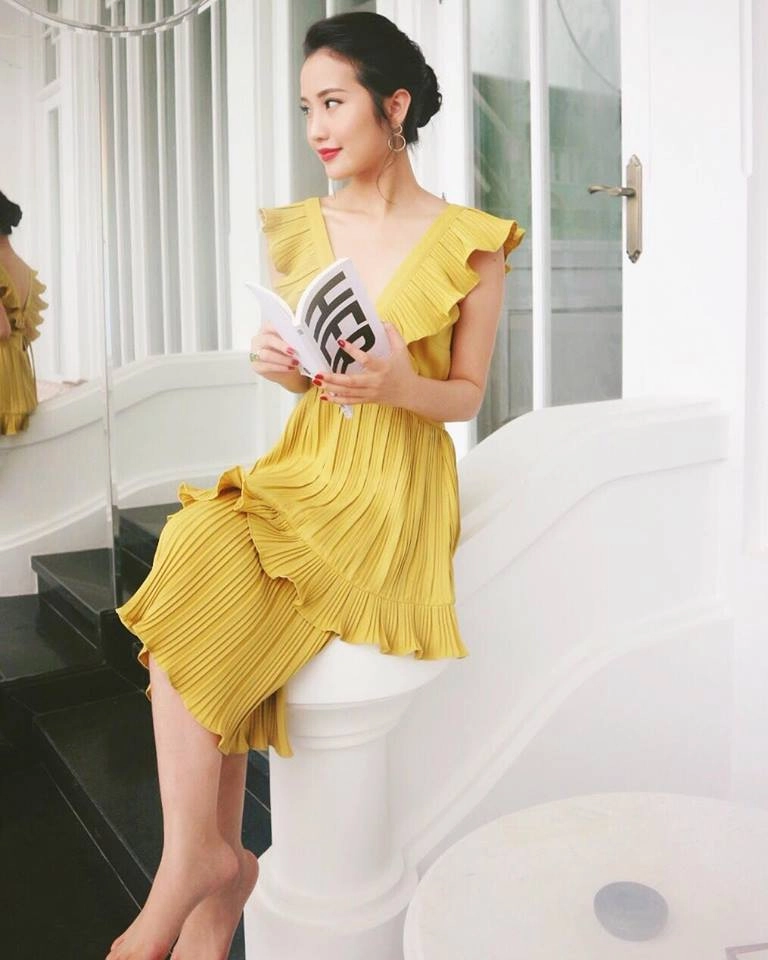 Phong cách đúng chuẩn lá ngọc cành vàng của tình mới phan thành