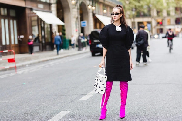 Sau ồn ào với tâm tít maya bị nghi dùng hàng nhái làm màu