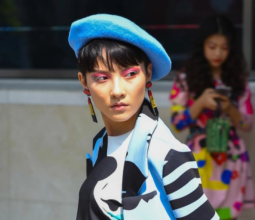 Street style fashion week cuộc chơi màu sắc đầy cá tính của giới trẻ