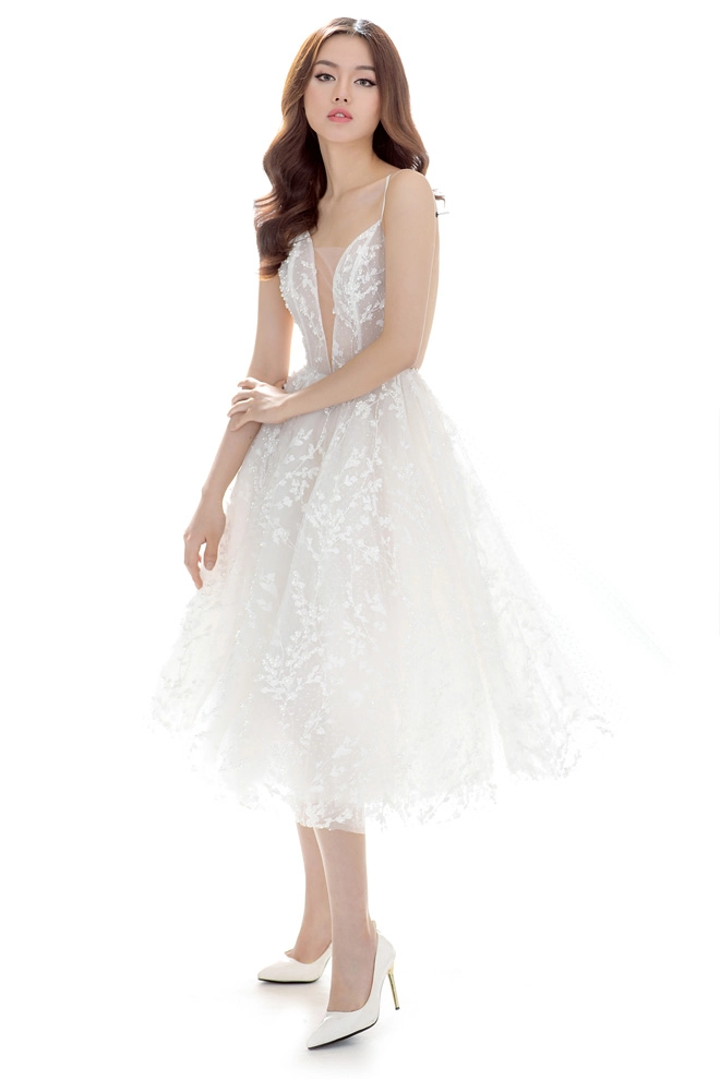 The face việt nam cô gái bị lan khuê thẳng tay loại trừ hôm nào giờ xinh đẹp thế này rồi