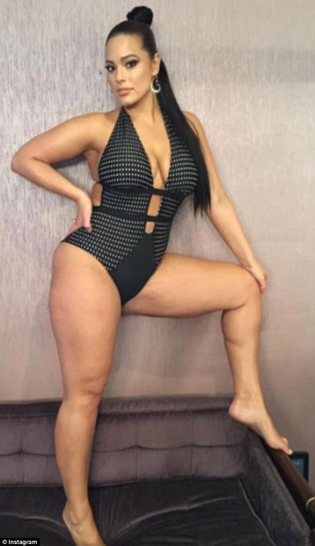 Thời thế đã khác xưa các nàng béo mặc bikini đang dậy sóng mạng xã hội