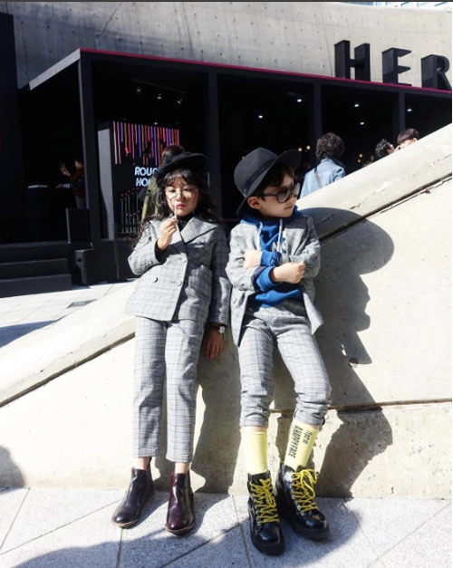 Tim loạn nhịp vì những ngôi sao thời trang nhí tại seoul fashion week 2018