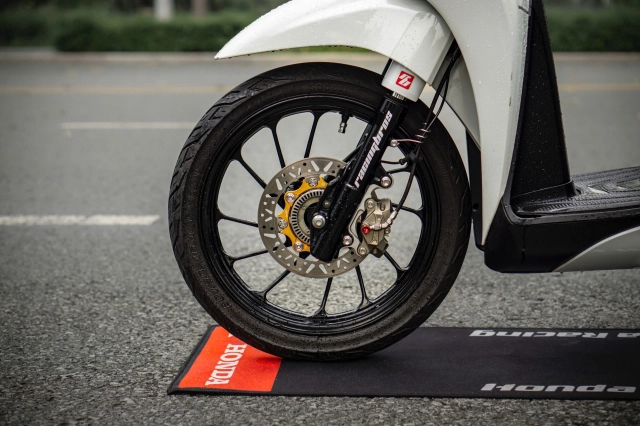 Tôi thật sự choáng trước vẻ đẹp của honda sh mode sau khi độ lại toàn diện