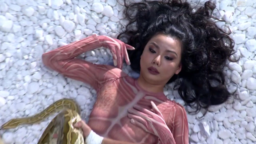 Vntm all stars dàn thí sinh cứng đầu cứng cổ gào khóc bái phục độ lì của hoàng yến